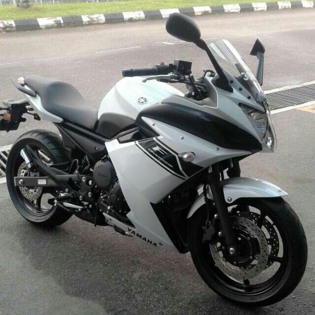 Разборка Yamaha xj6 diversion на запчасти, есть все