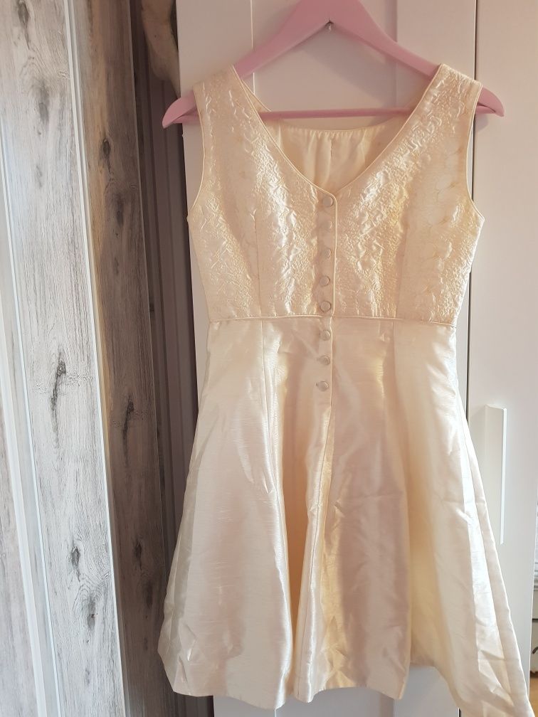 suknia ślubna ecru kremowa krótka bez rękawów oryginalna unikat XS S