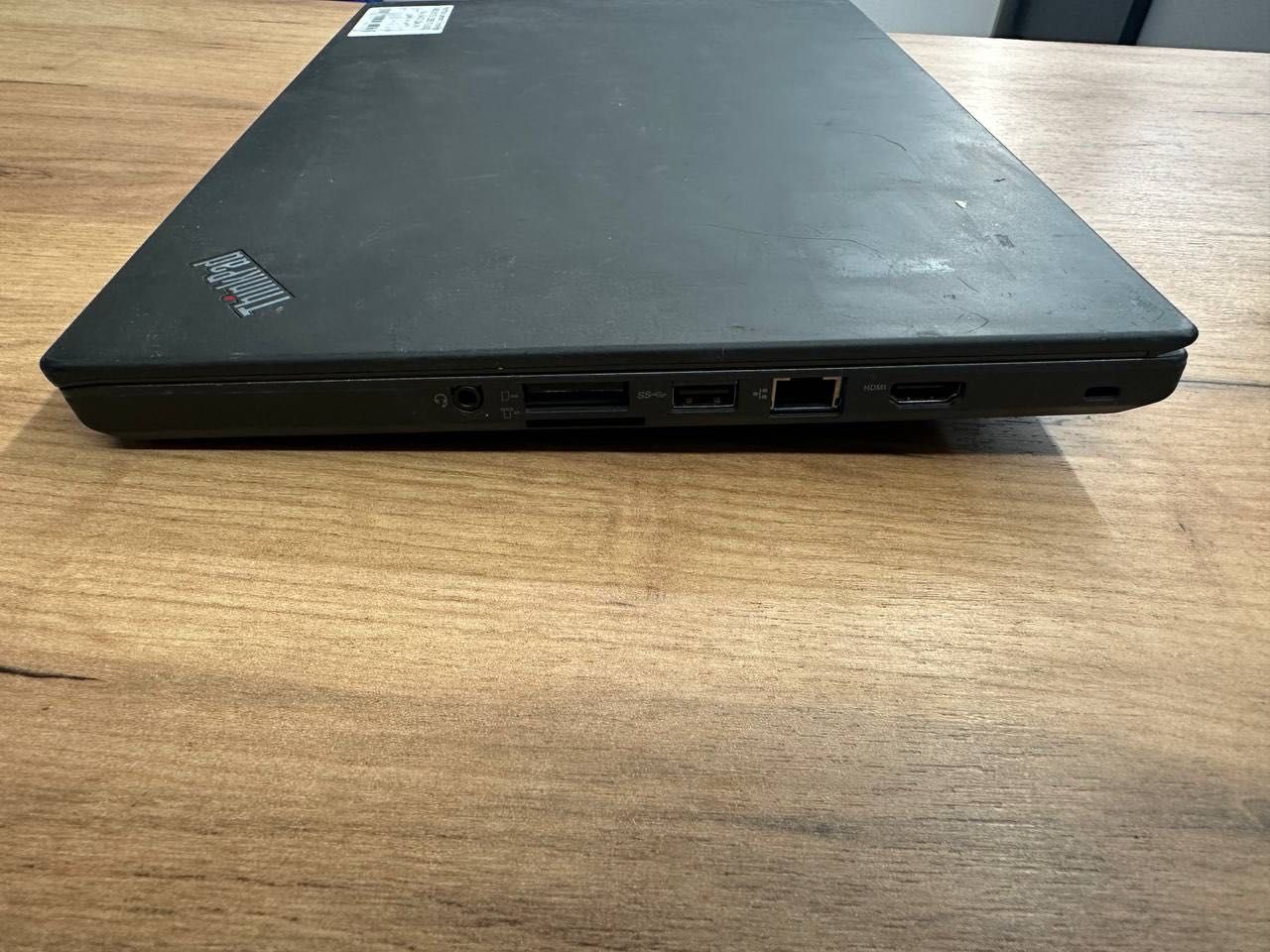 Lenovo ThinkPad T460 | i5-6200U | 8GB RAM | 256GB SSD | Full HD