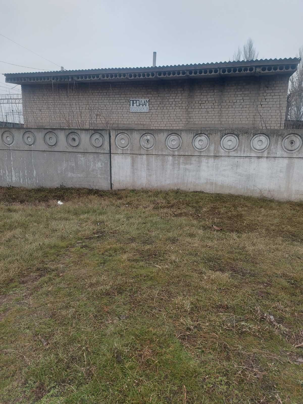 Продам промислову будівлю біля залізничного вокзалу м. Апостолове