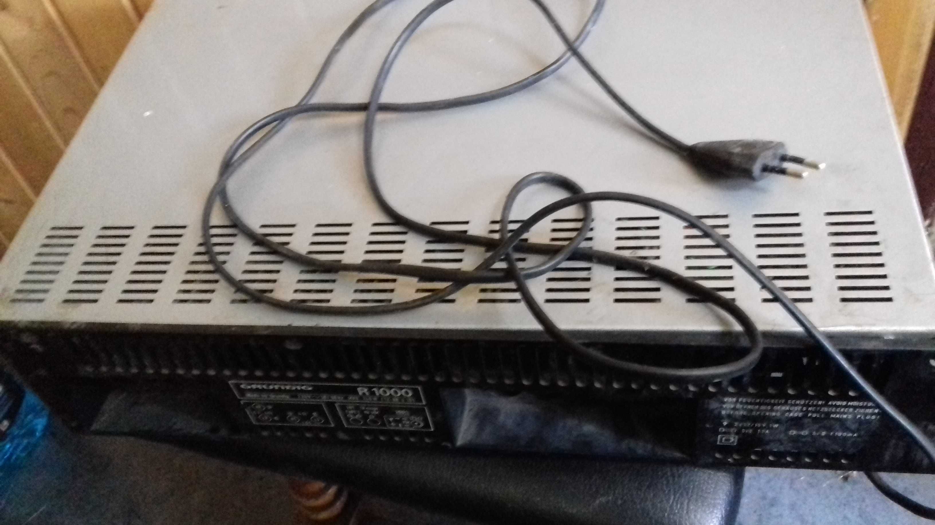 Amplituner Grundig R 1000