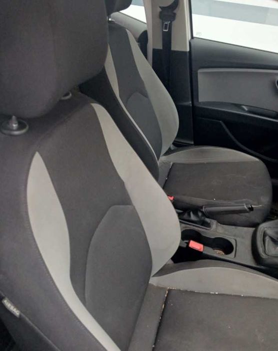 SEAT LEON Ecomotive 1.6 TDI. Diesel - 2016 rok, 110 KM. Uszkodzony
