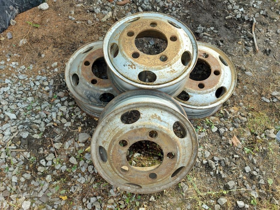 Felgi stalowe do Mitsubishi Canter 2.8 TDI