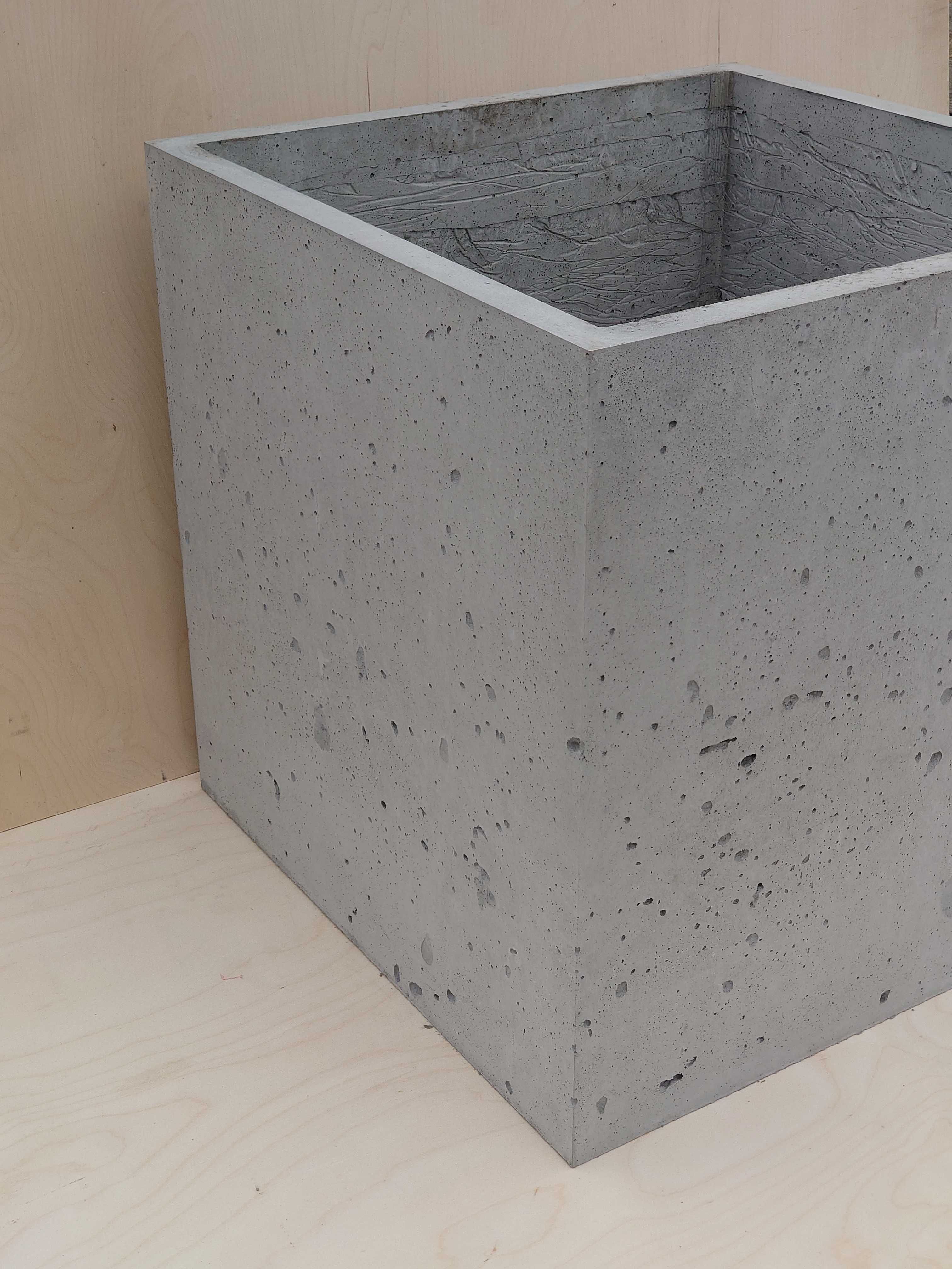 Donice z prawdziwego betonu architektonicznego 100x40x50 cm