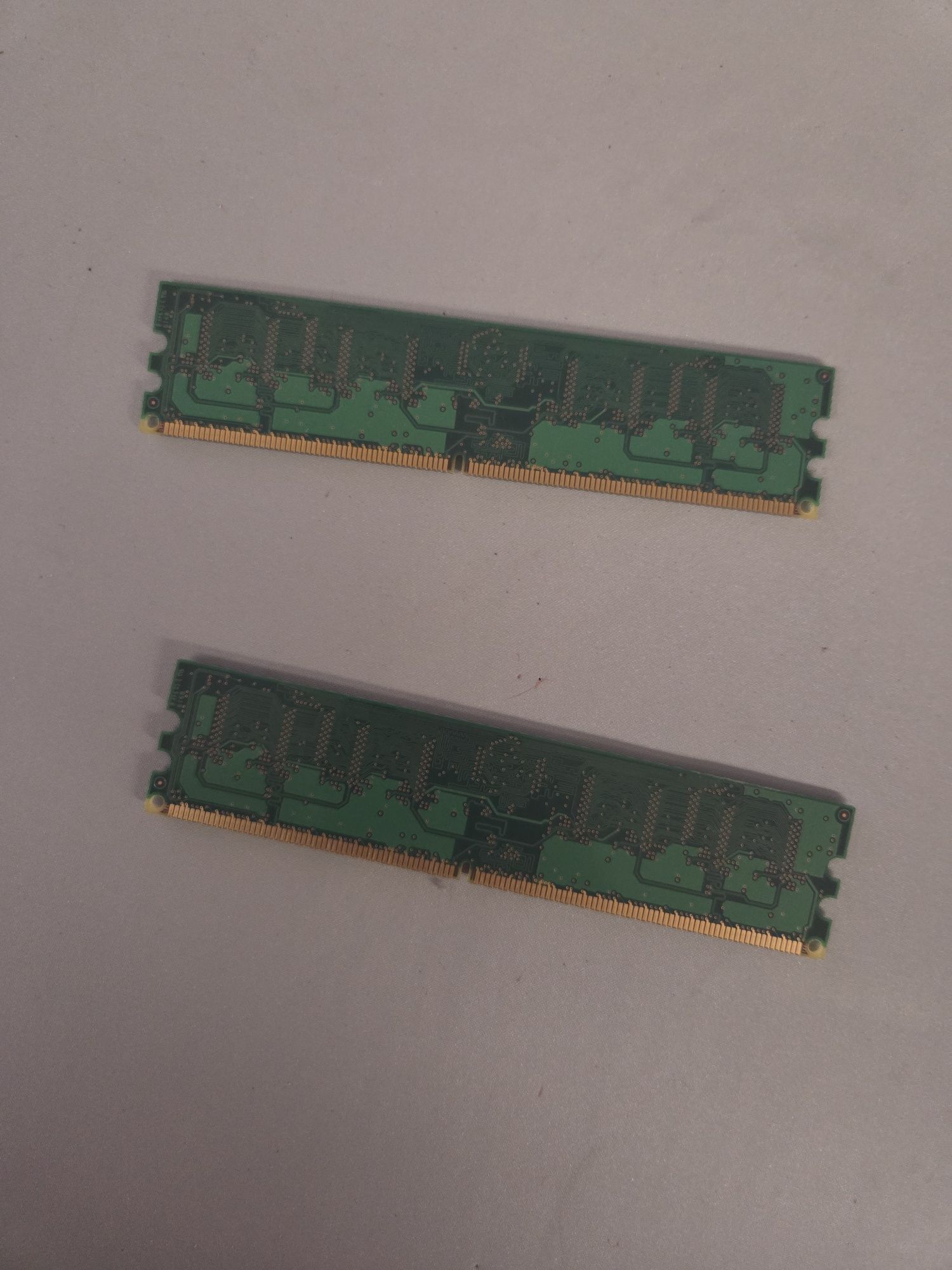 Sprzedam DDR2 2 x 1GB do komputera stacjonarnego