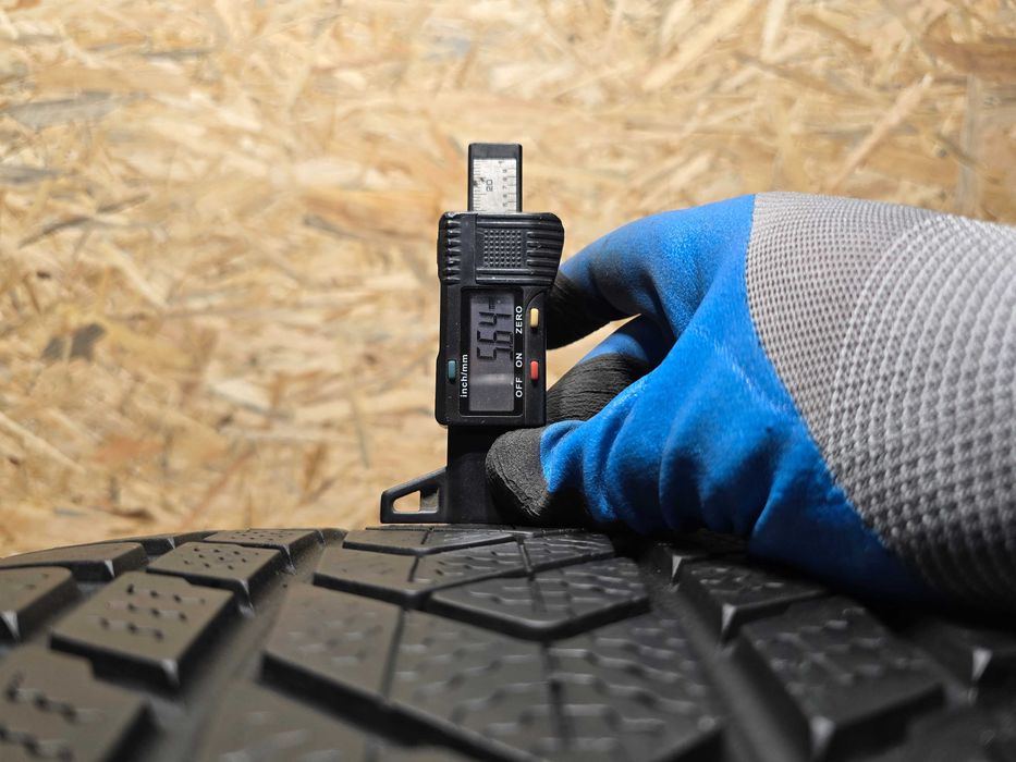 Opona pojedyńcza 275/40/18 103V XL Pirelli Sottozero 3