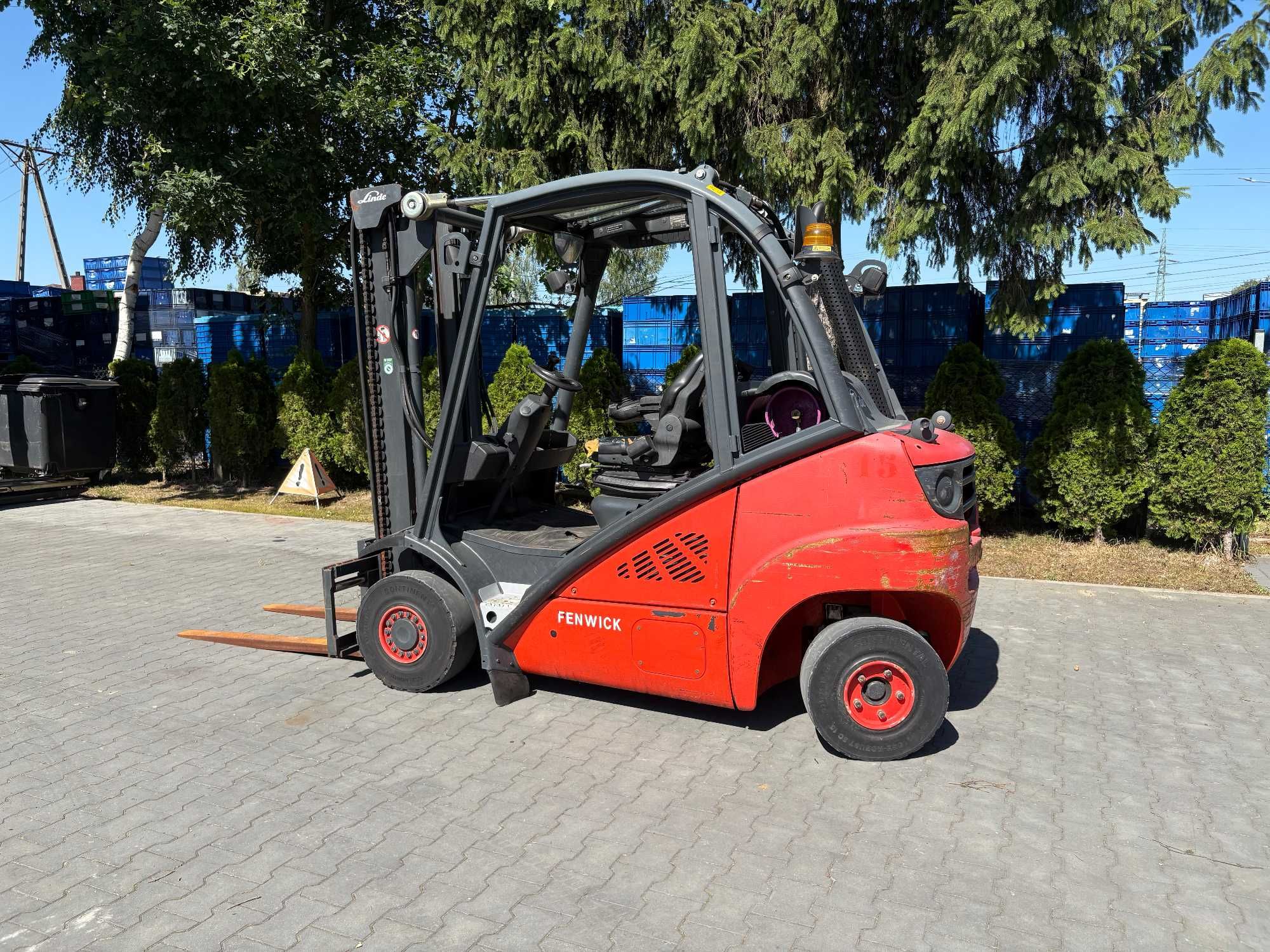 Wózek widłowy  LINDE H 25 T 2011 LPG  przesuw  LPG wozek widlowy 2,5t