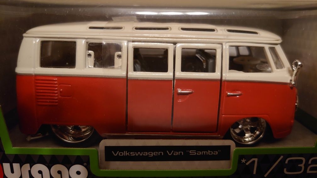 Bburago Volkswagen Van T1 Samba, 1:32 Burago