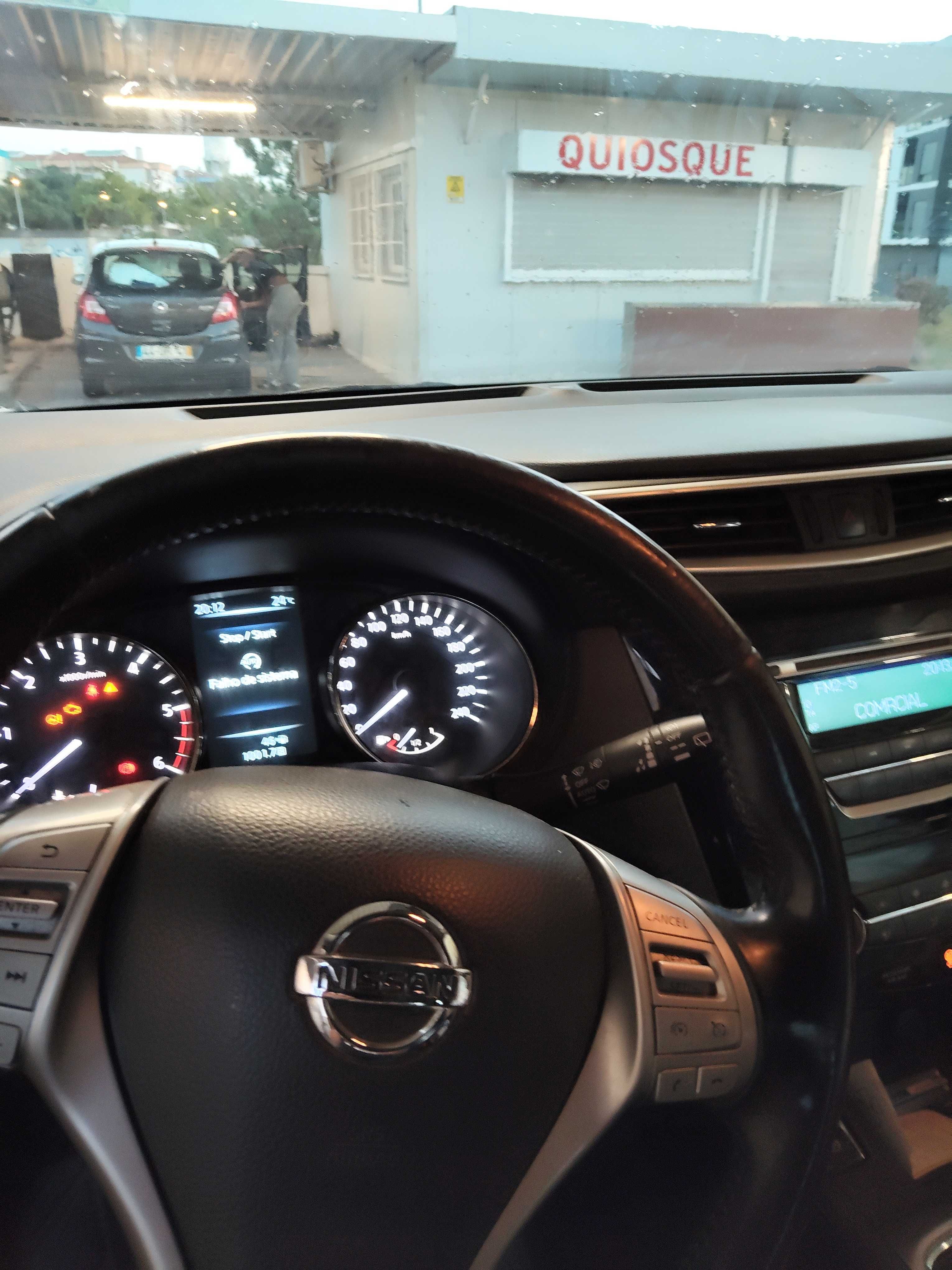 Nissan Qashqai 4x4 1600 edição limitada impecável