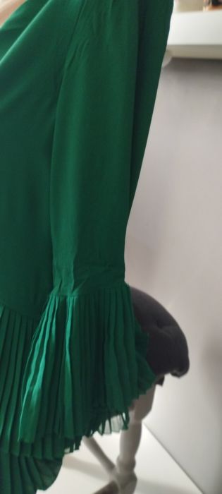 Śliczna sukienka Zara