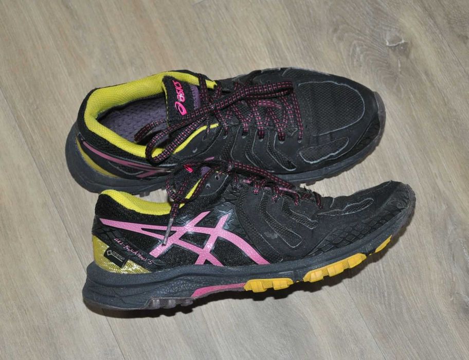 Adidasy ASICS GEL-FujiAttack 5  R.39 sportowe, do biegania