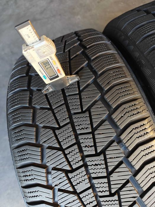 R18 225 40 шини зимові Gislaved EuroFrost 6 гарний стан вироб. Франція