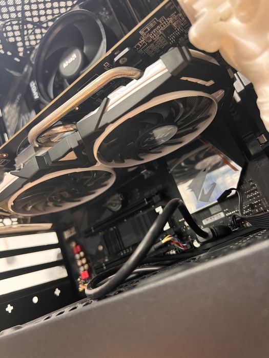 Torre Gaming Ryzen 5 2600 6 core 3.4GHz