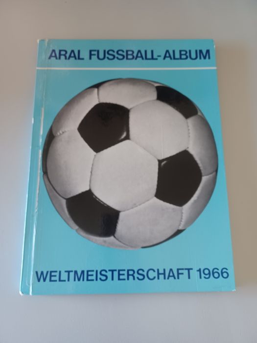 Caderneta Mundial 1966 com Eusébio, completa!