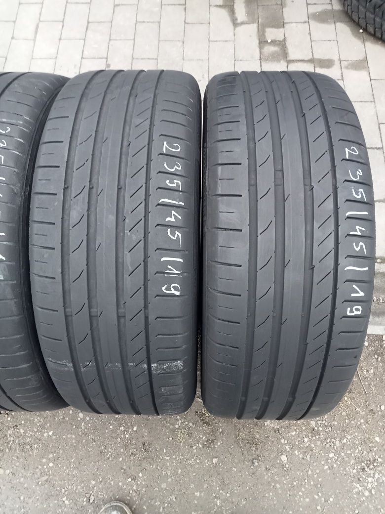4x Opony Używane Letnie 235/45R19 Continental