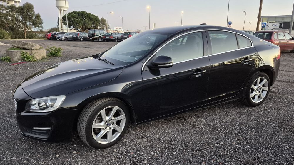 Volvo s60 2015 bom estado