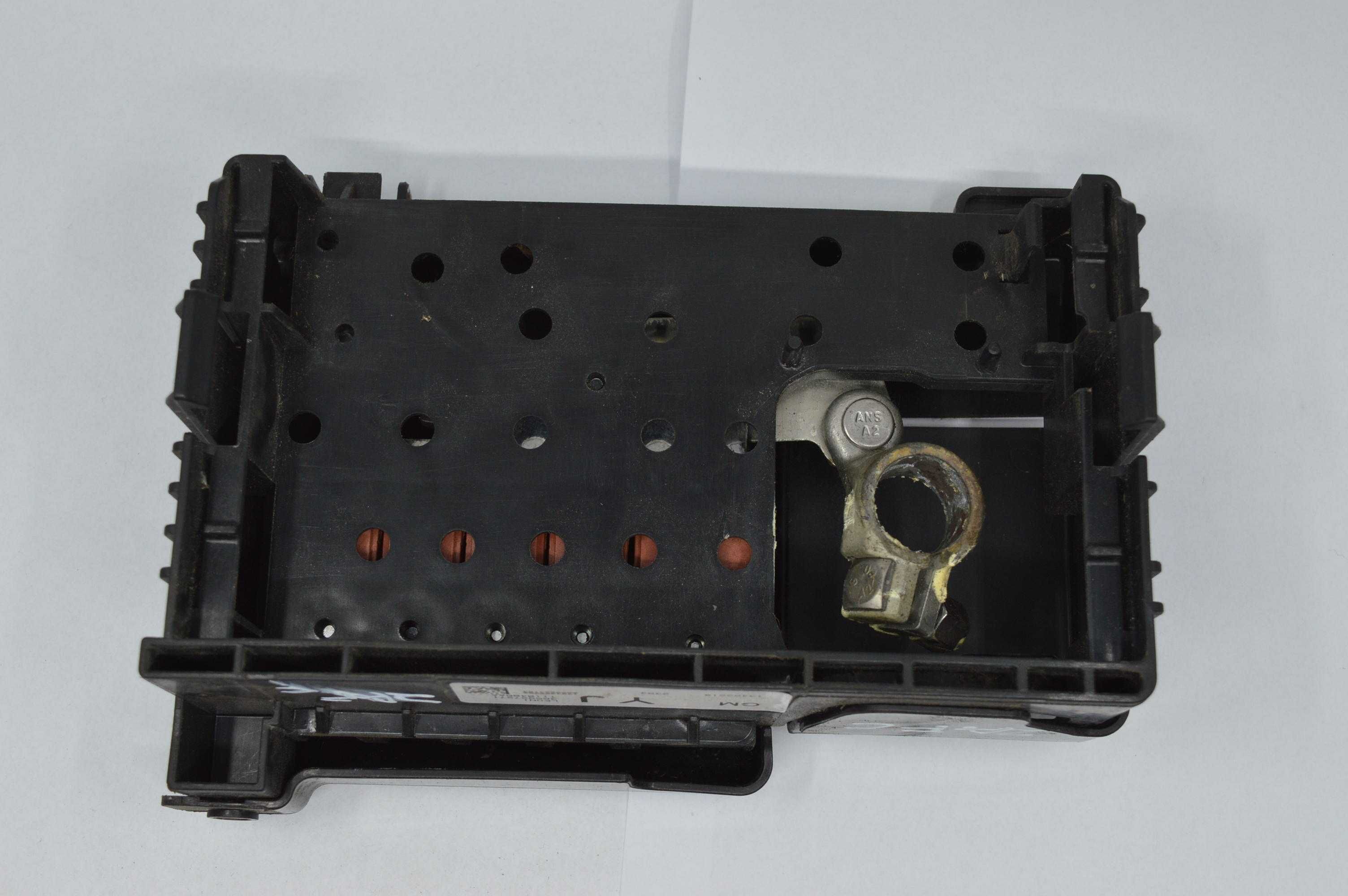 Opel Zafira C 2.0 Cdti Klema Plusowa Skrzynka Obudowa Akumulatora
