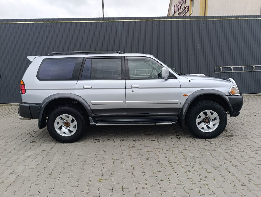Pajero Sport 2.5 дизель 2004