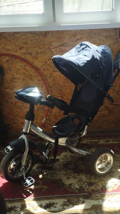 Велосипед детский с родительской ручкой