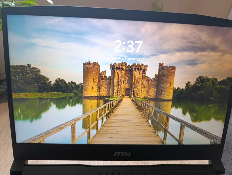 Laptop MSI Katana A15