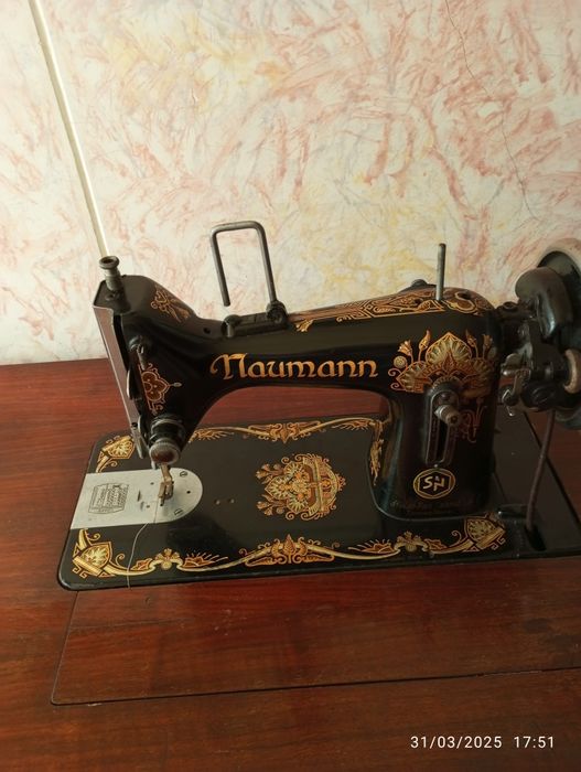 Maquina costura NAUMANN