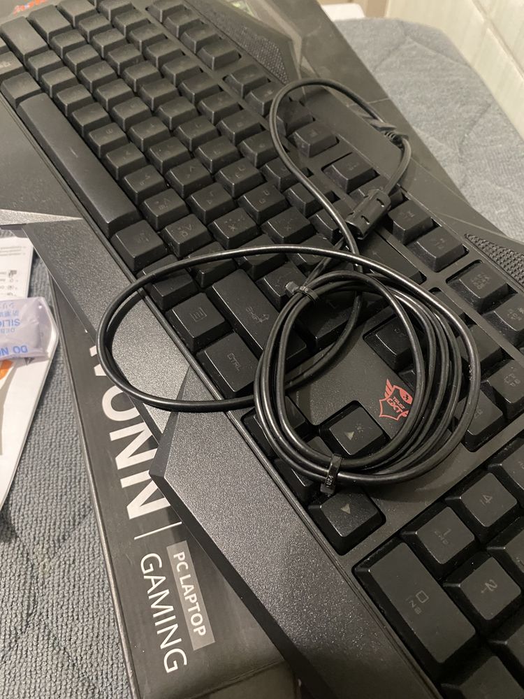 Ігрова клавіатура Trust GXT 830-RW Avonn Gaming Keyboard