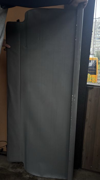 Задня штора у toyota land cruiser 100 оригінал