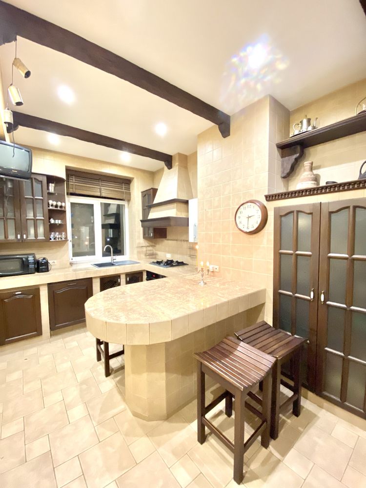 Продам 3 ком. квартиру, 107 м2, мебель, техника, ремонт, рядом парк