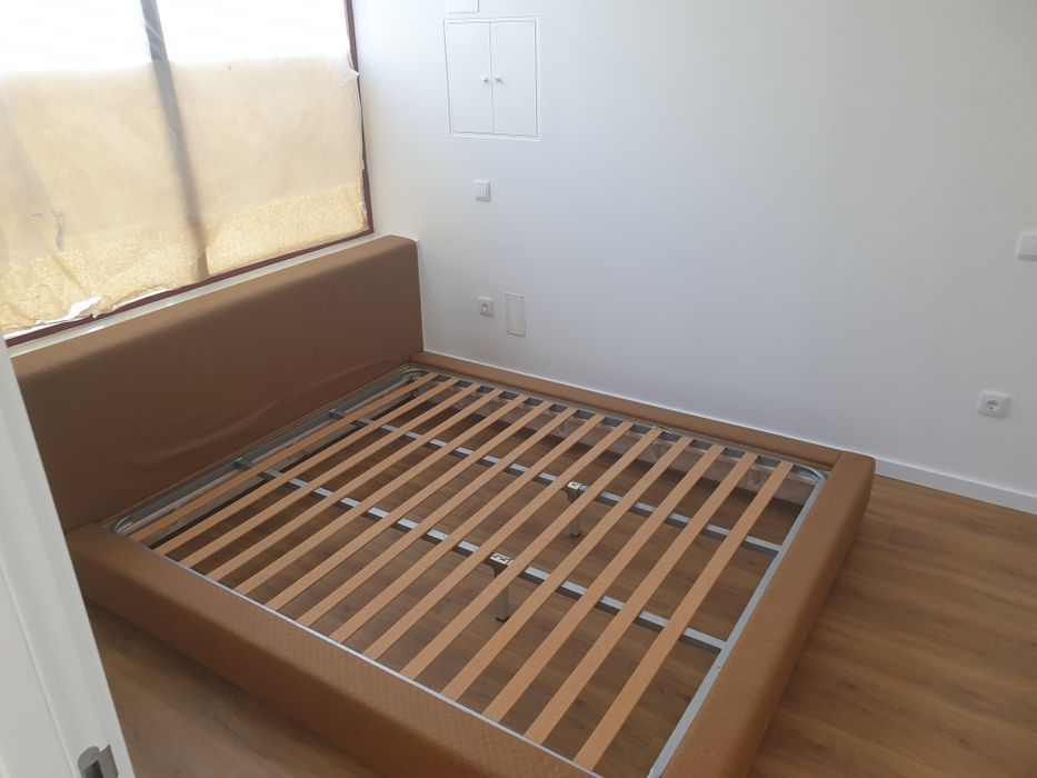 Cama de casal para colchão 1,60x2,00