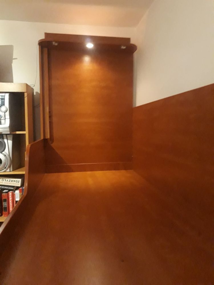 Łóżko z szafkami z garberobą anteresola łóżko młodzieżowe