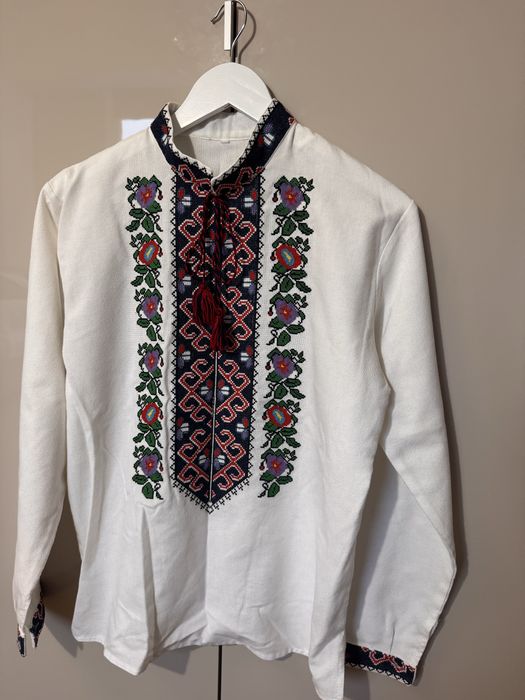 Вишиванка на хлопчика10-13 років