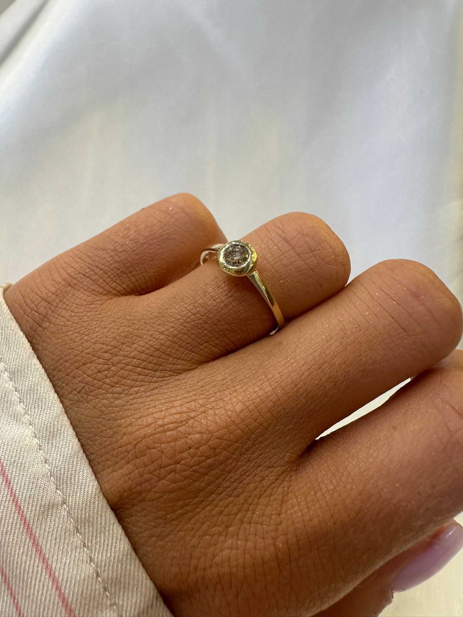 Pierścionek z diamentem naturalnym 0.20 CT