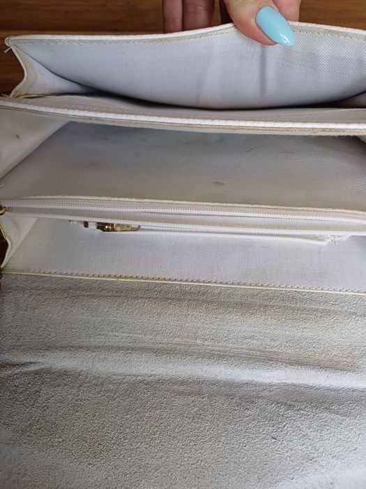 Torebka skórzana Dooney Bourke listonoszka kopertówka biała brązowa