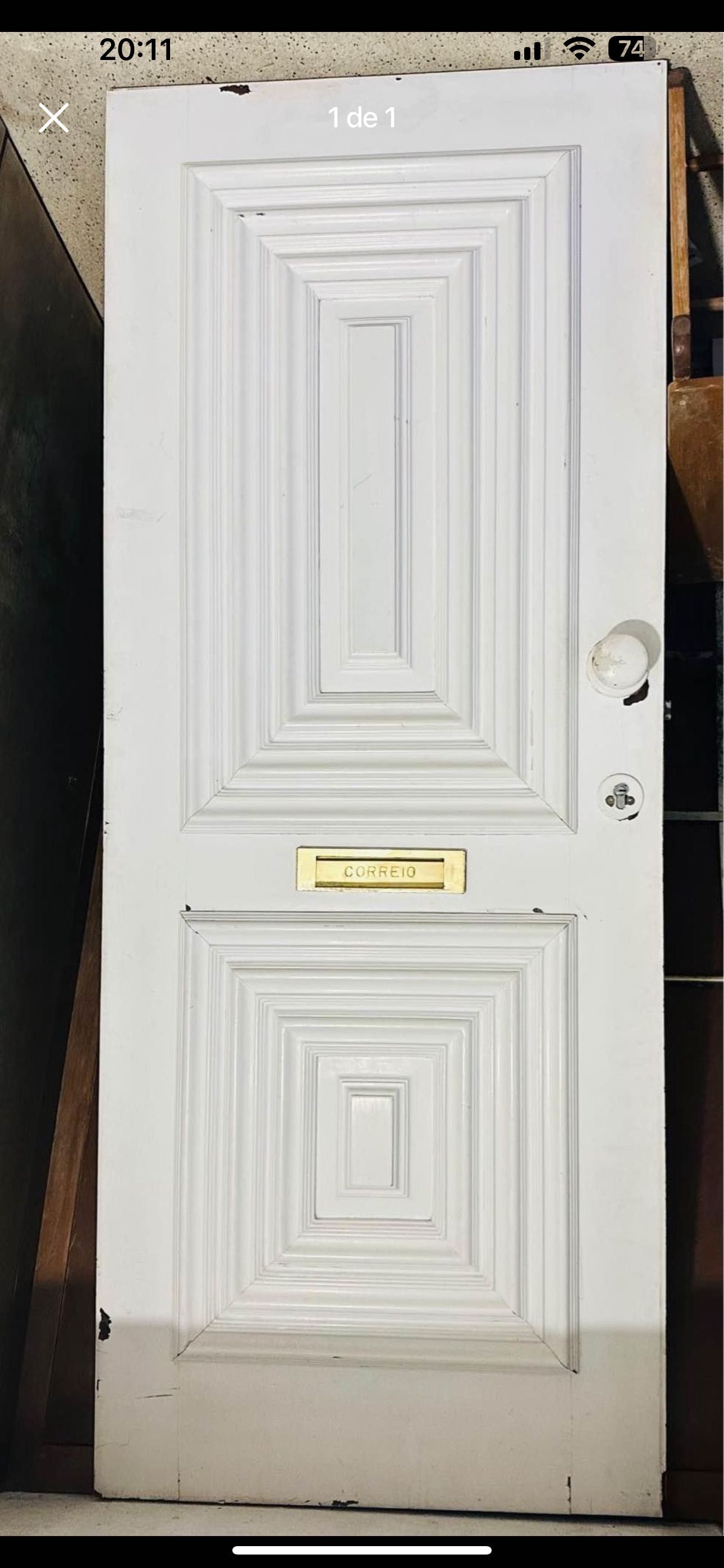 Vendo porta Blindada com chaves canhão e fechadura