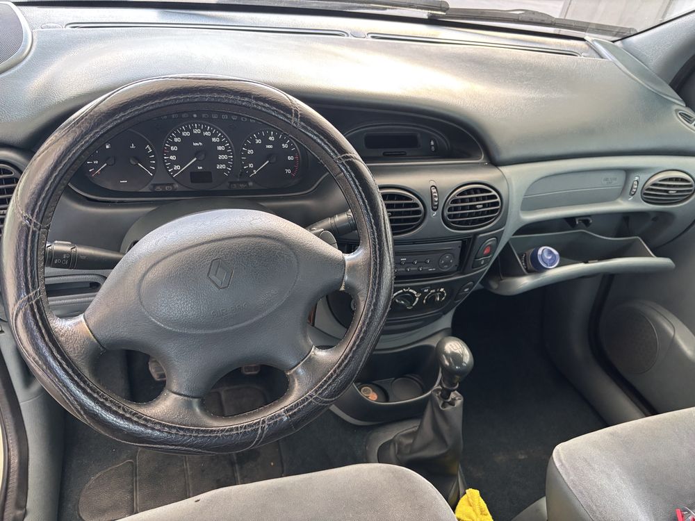 Renault Scenic 1.4 leia todo anuncio