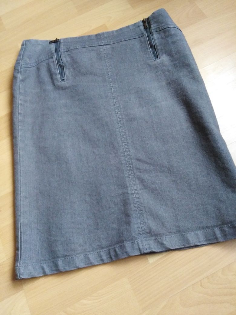 Szara spódnica jeansowa Quiosque 38.