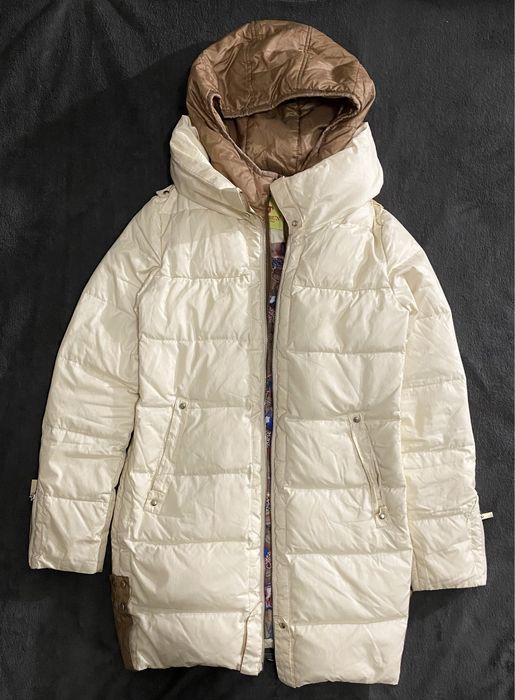 Пуховик молочного кольору VO TARUN, розмір S