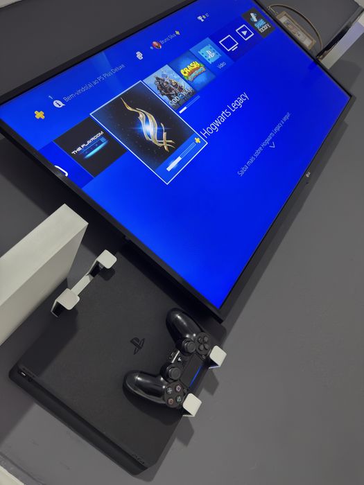 Vendo ou troco ps4 slim 1TB!