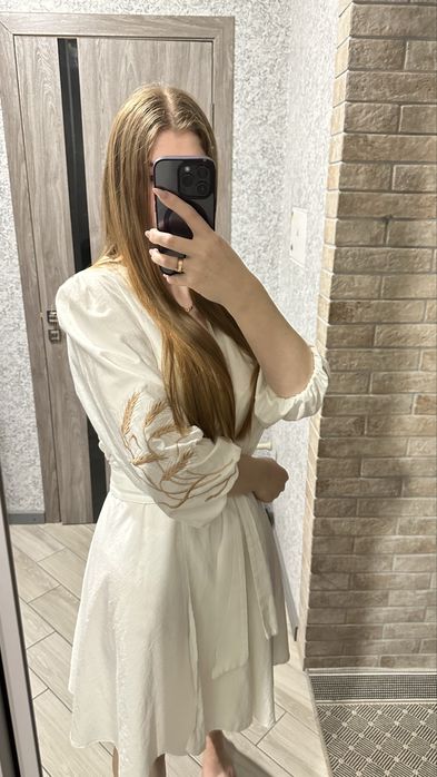 Сукня з льону, плаття з вишитим колоском