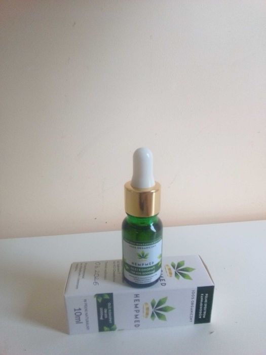 Olejki CBD dla usług, przemysłu 20%, 10%.