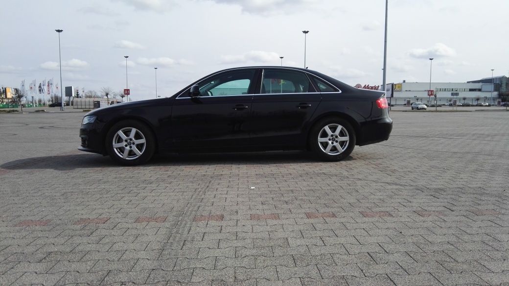 Piękne i zadbane Audi A4 B8
