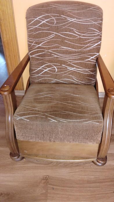 Fotele solidne w stylu retro