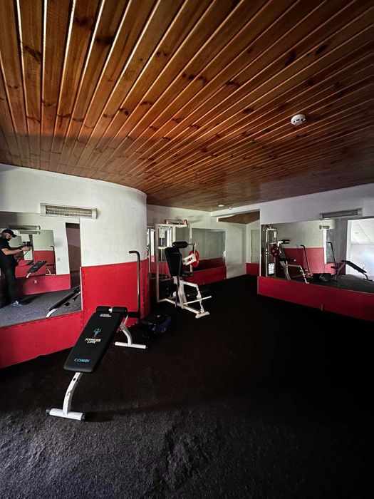 Продається торговельно-відпочинковий комплекс в с. Нересниця