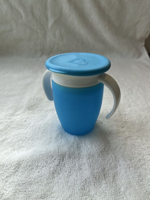 Чашка непроливайка munchkin 360