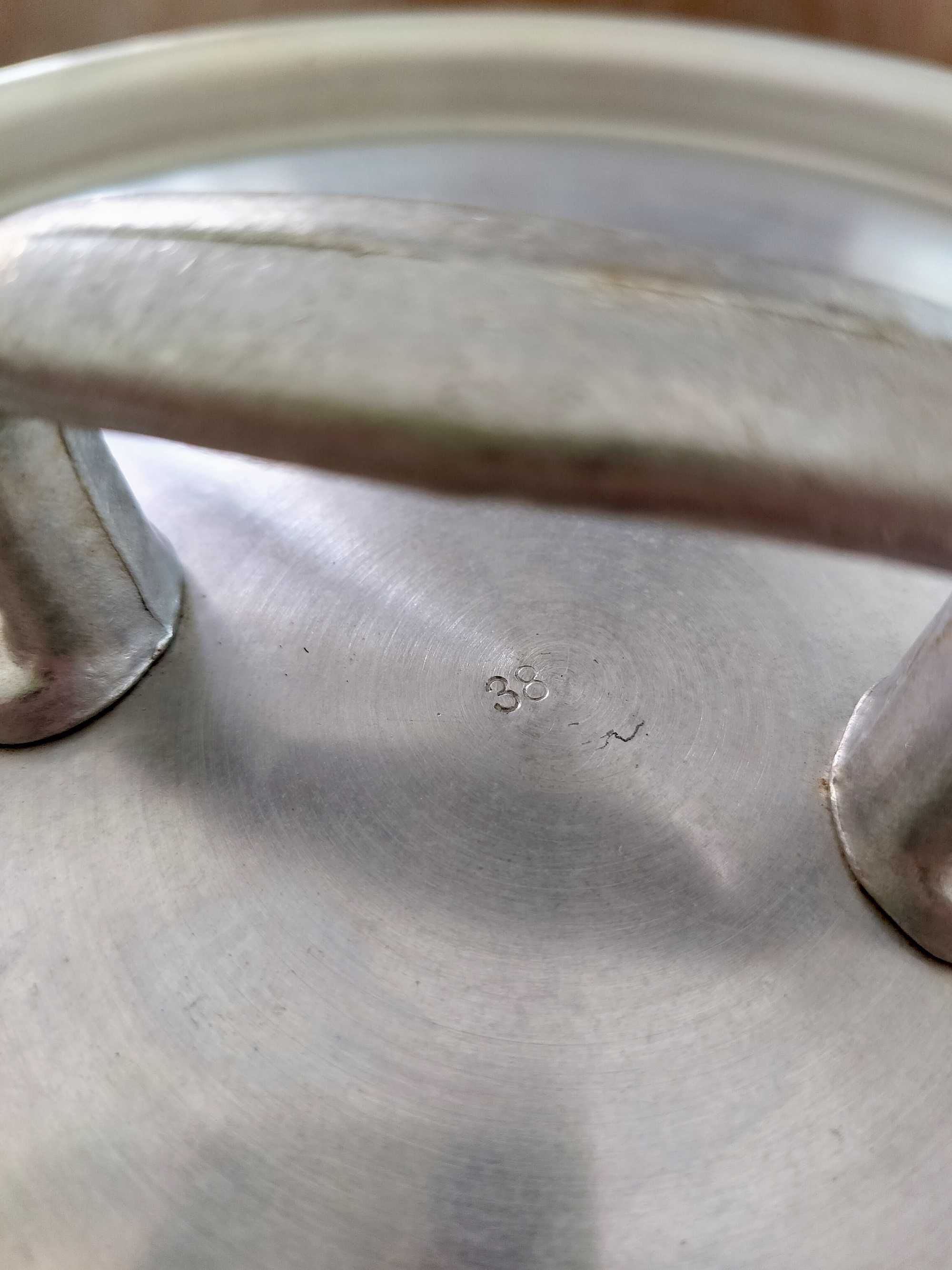 Tacho aluminio fundido nº38 - 20.00 lts