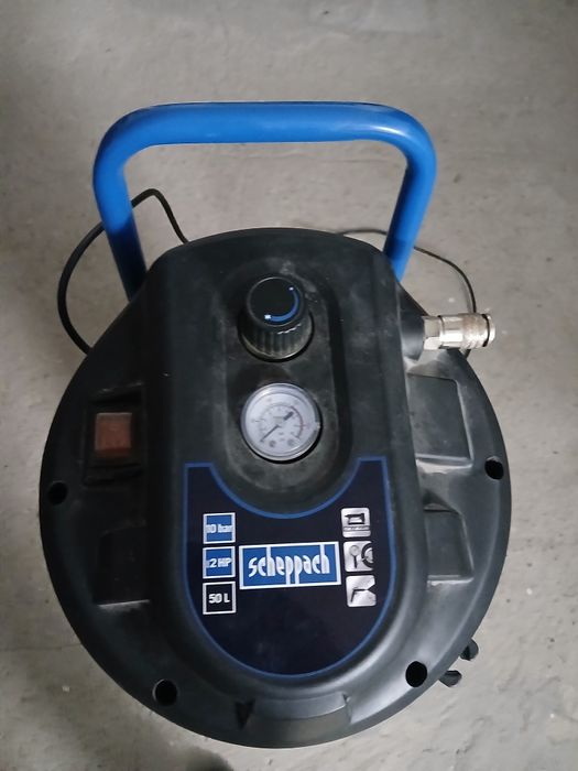 Kompresor pionowy 50L