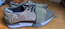 Brokatowe sneakersy na wzór Balenciagi
