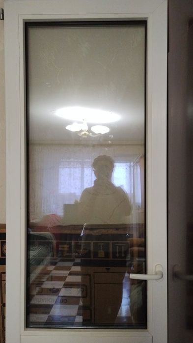 Металопластикові двері б/у.