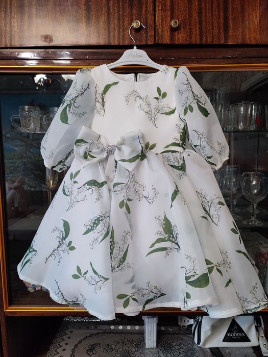 Сукні для дівчинки 5 років