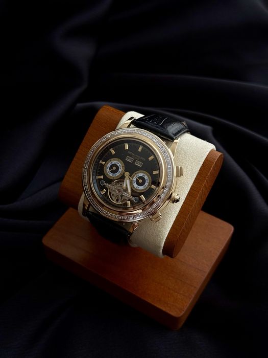 Золотые часы Patek Philippe 585